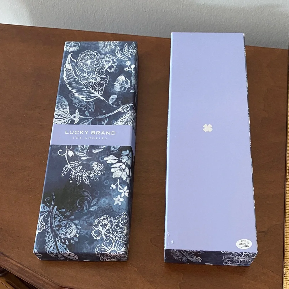 Lucky Brand Blue and White Floral Jewelry Organizer Box